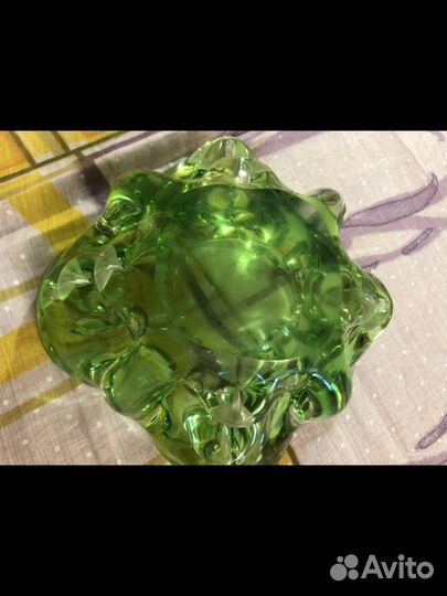 Вазочка ретро цветное стекло