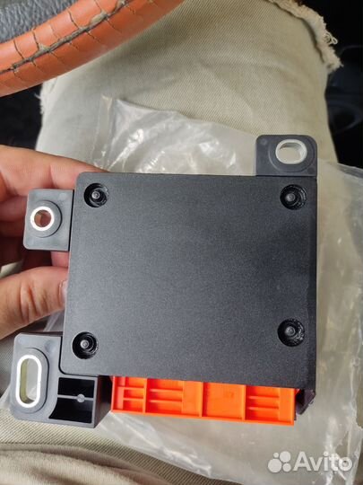 Блок управления airbag рено сандеро, логан, ларгус