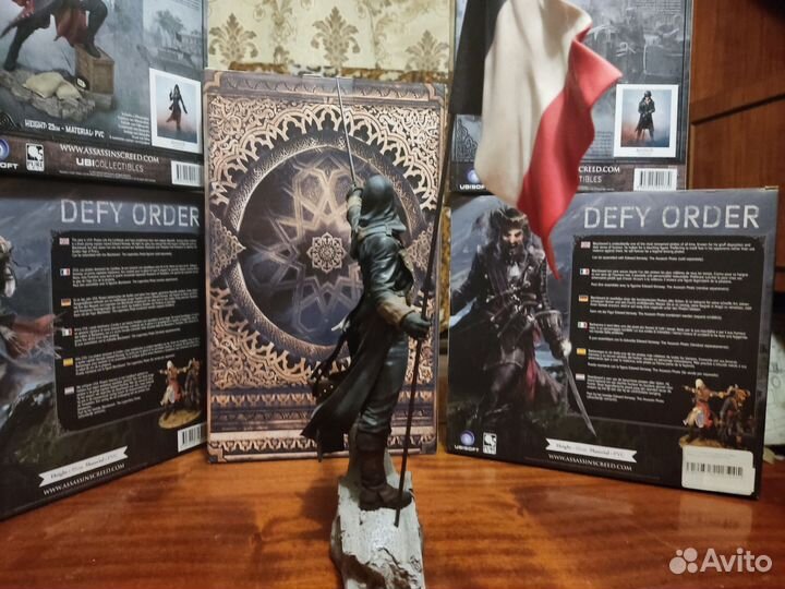 Assassin's Creed unity notre dame edition фигурка