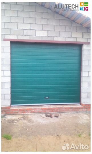 Секционные ворота alutech