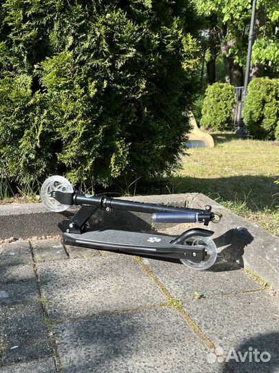 Самокат Happy Baby neonix