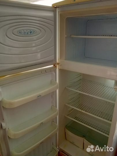 Холодильник бу