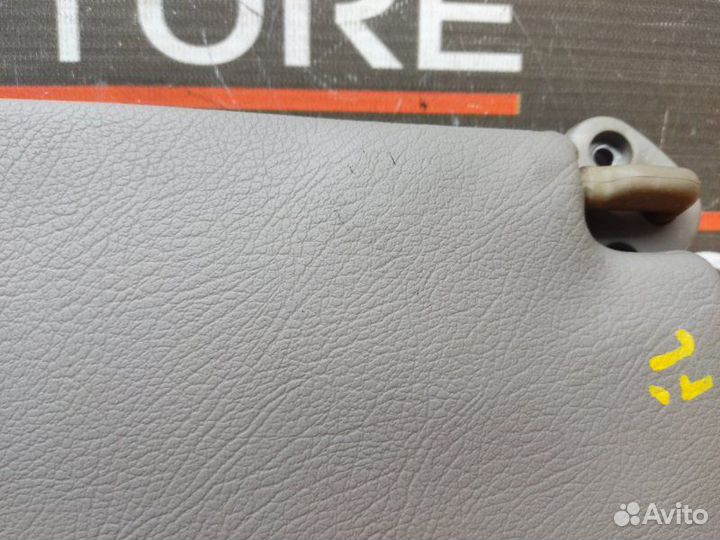 Козырек солнцезащитный передний левый Subaru