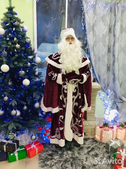 Ростовая кукла Кошка и костюм Деда Мороза