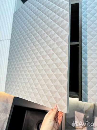 Кухня в потолок в наличии. Цена за всё