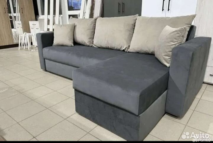 Диван угловой
