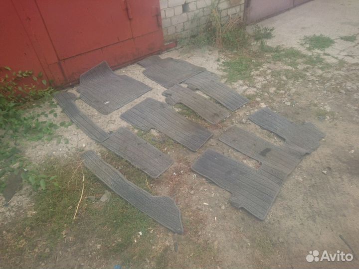 Комплект ковриков в салон Nissan bassara