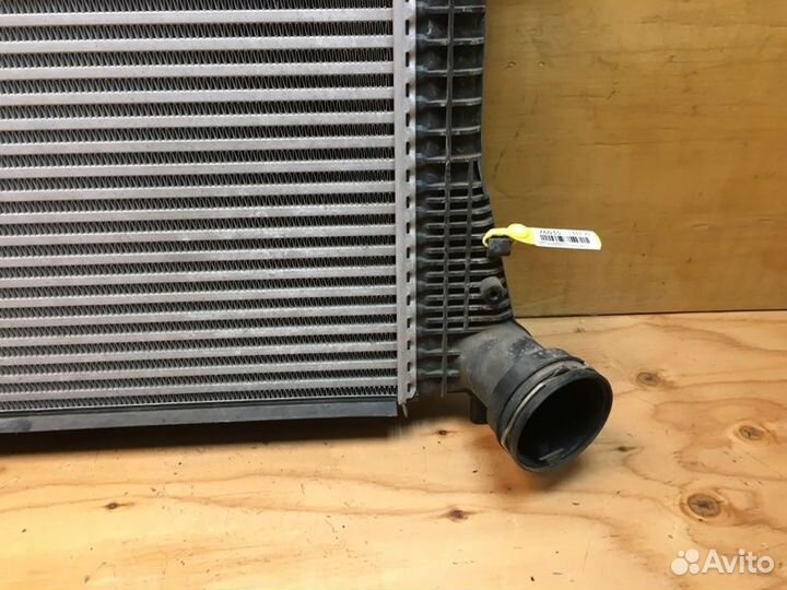 Радиатор интеркулера Volkswagen Jetta 1K2 cavd