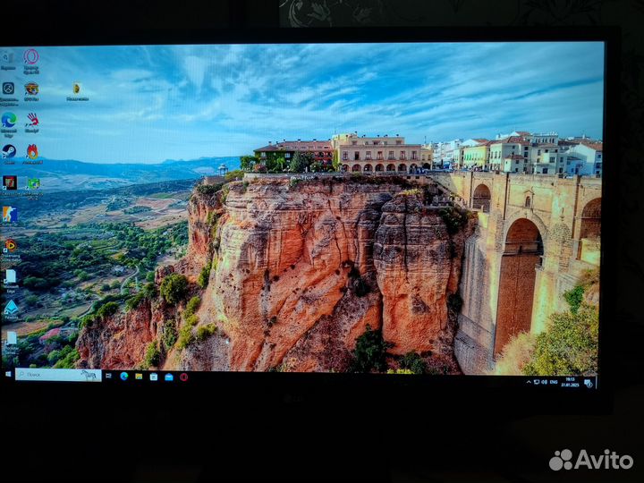 Монитор LG 27