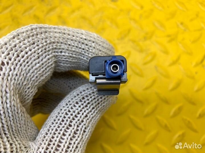 Усилитель антенны Volkswagen Tiguan 2 chhb 2.0