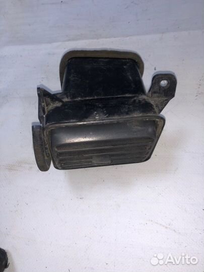 Решетка Вентиляционная Toyota Carina AT190 4AFE