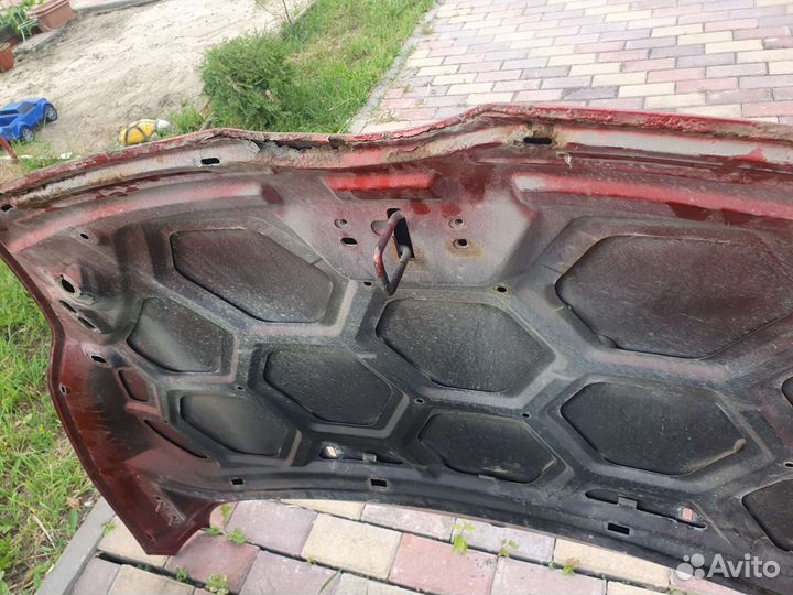 Капот ford fiesta 2008