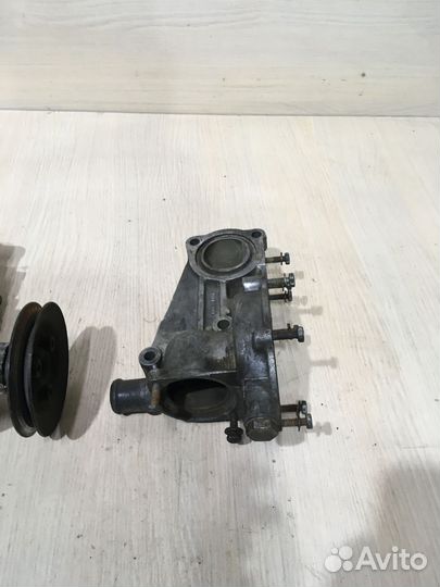 Помпа Ауди A4 Б5 1.8 ADR 050121013