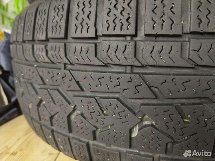 Kumho I'Zen RV Asymmetric 235/60 R18 107H