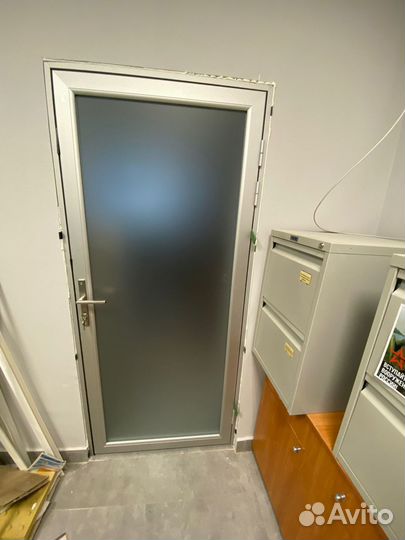 Двери из матового стекла