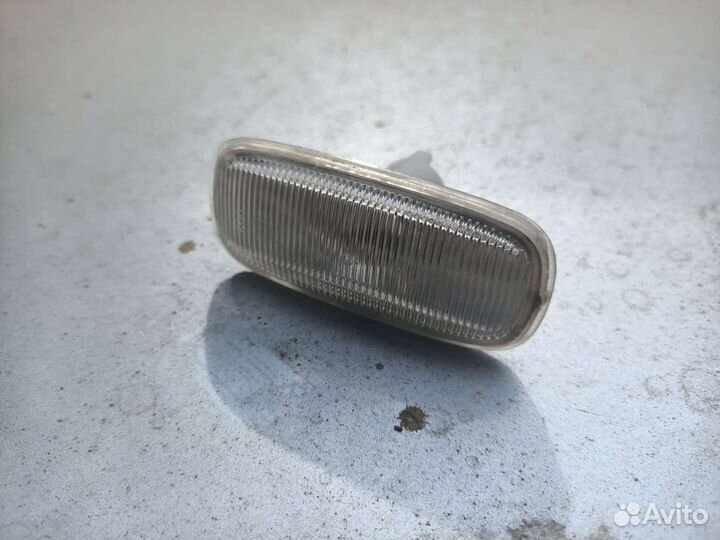 Поворотник в крыло/повторитель Audi A6 C5