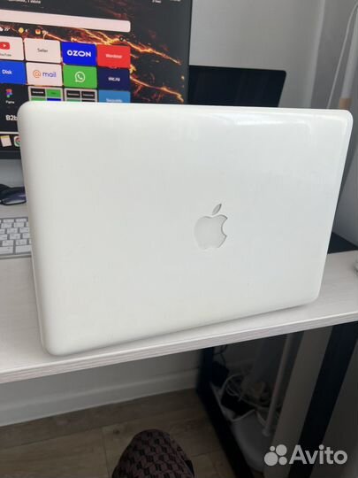 Macbook 13 mid 2010 в разбор, экран, матрица