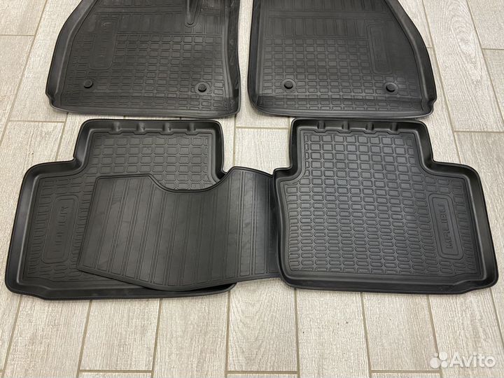 Оригинальные полиуретановые ковры Chevrolet Malibu