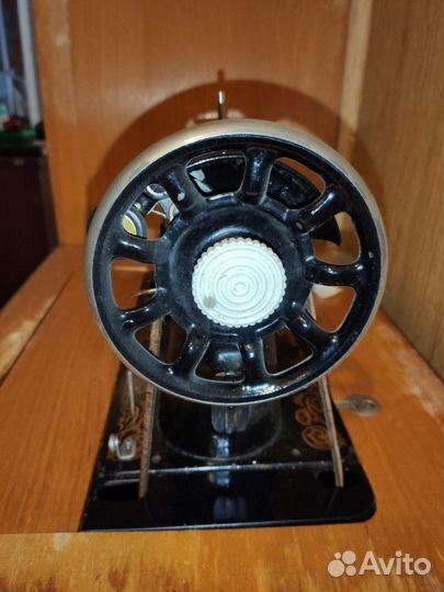 Швейная машинка Подольск