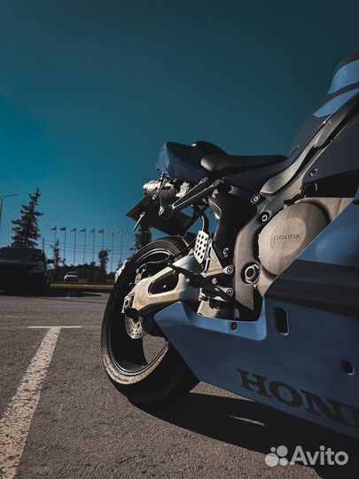 Honda cbr 1000 rr