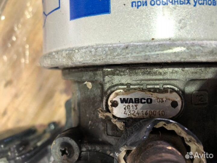 Кран осушителя Iveco Stralis