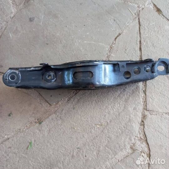Рычаг задний Chevrolet Camaro 6 2018 84382226