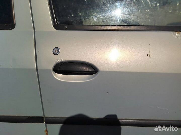 Дверь передняя правая Renault Logan 1.6 K7M 710