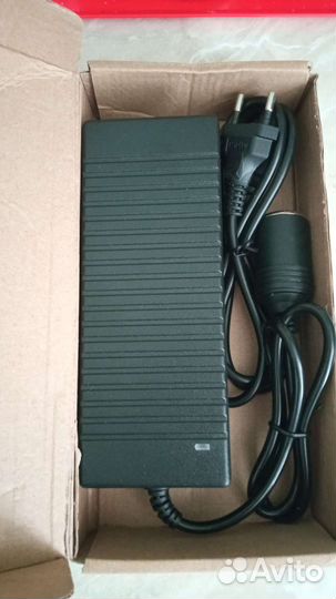 Преобразователь напряжения 220 на 12вольт,15 ампер