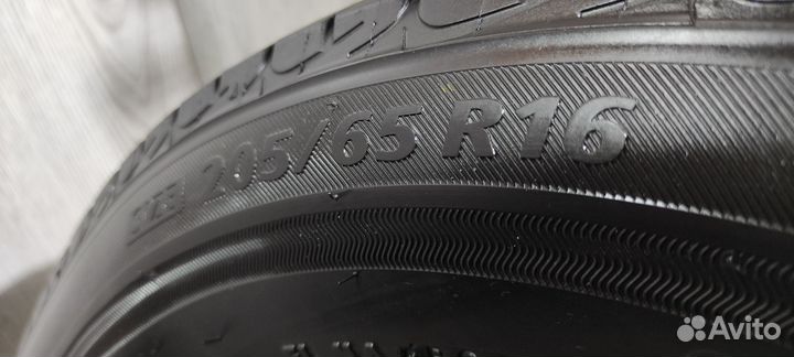 Bridgestone Playz PX-RV 205/65 R16