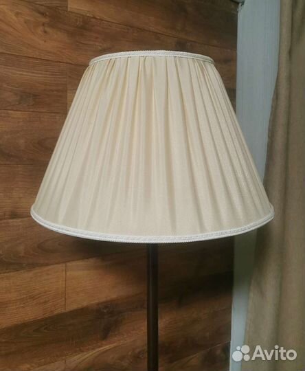 Абажур для напольного торшера
