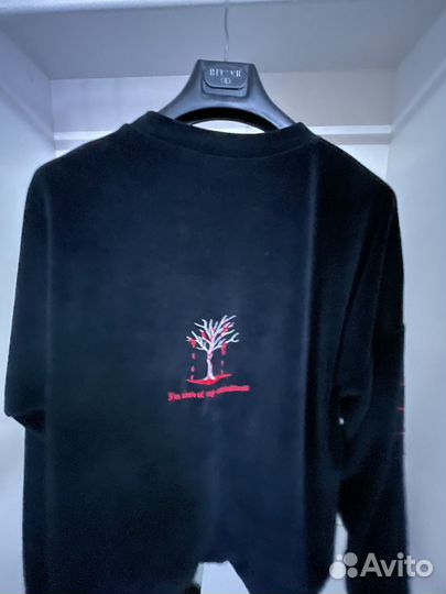 Хикикомори кай тишка