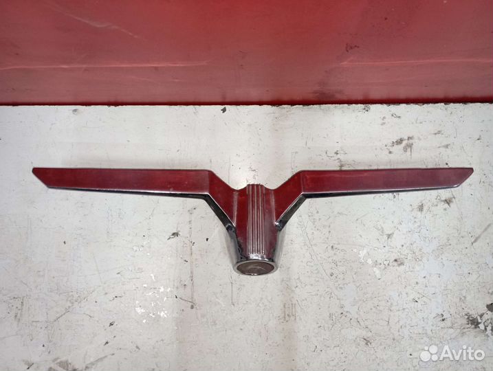 Накладка крышки багажника 21 волга