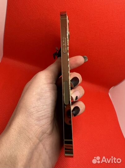 Корпус на iPhone 12pro