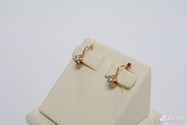 Золотые серьги