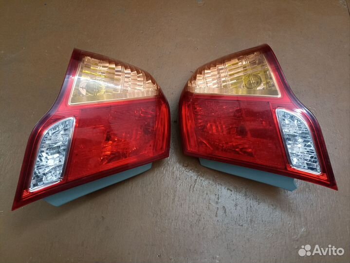 Задние стопы. Тойота корола аксиё