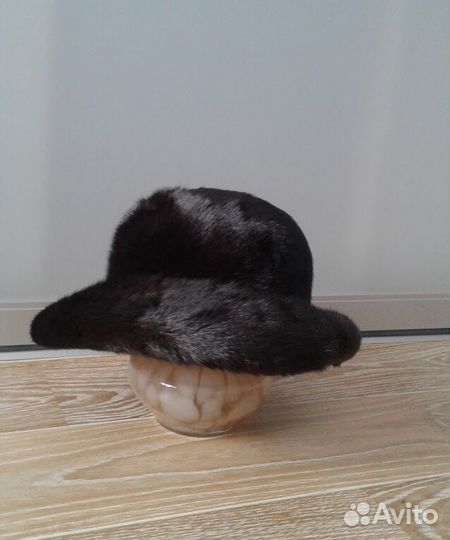 Шляпа норковая с полями