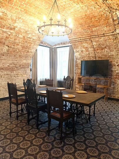 2-к. квартира, 113 м², 1/2 эт.