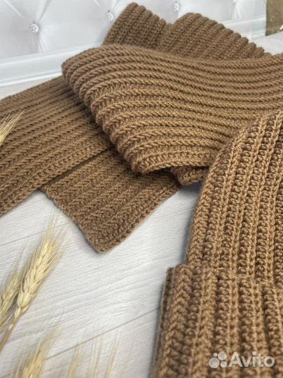 Комплект вязаный шапка и шарф осень-зима