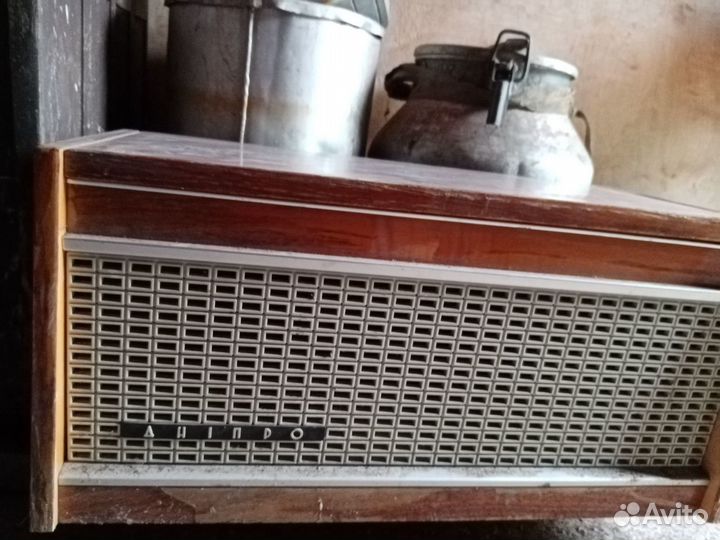 Катушечный магнитофон