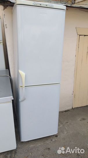 Холодильник Бирюса