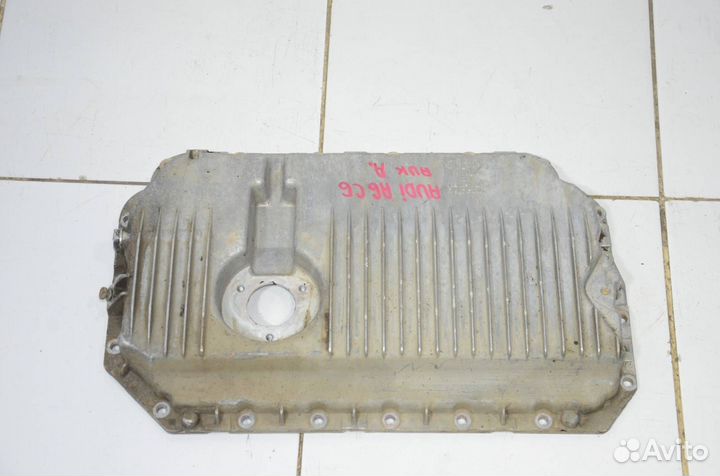 Поддон двигателя Audi A6 C6 2004-2010