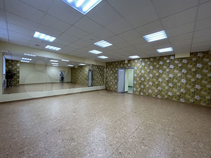 Свободного назначения, 176.5 м²