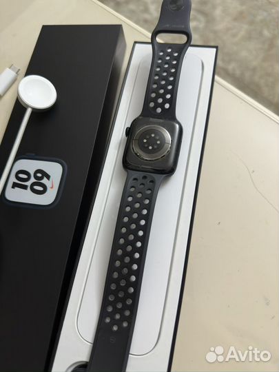Apple Watch 7 45 mm Nike Edition
