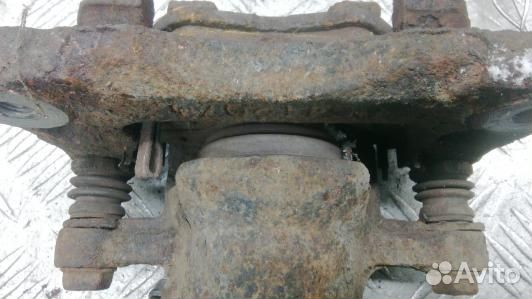 Суппорт тормозной задний правый hyundai santa FE 1