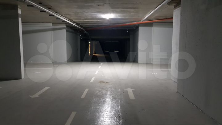 Машиноместо, 18 м²