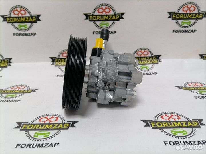 Насос гидроусилителя руля Toyota Land Cruiser J100