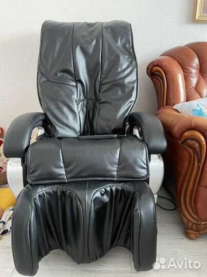 Массажное кресло