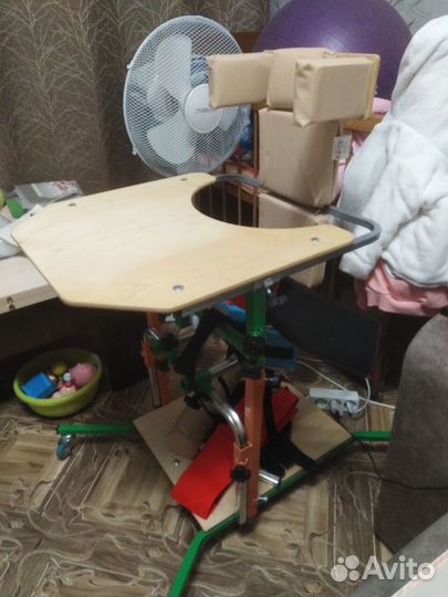 Опора для стояния детей