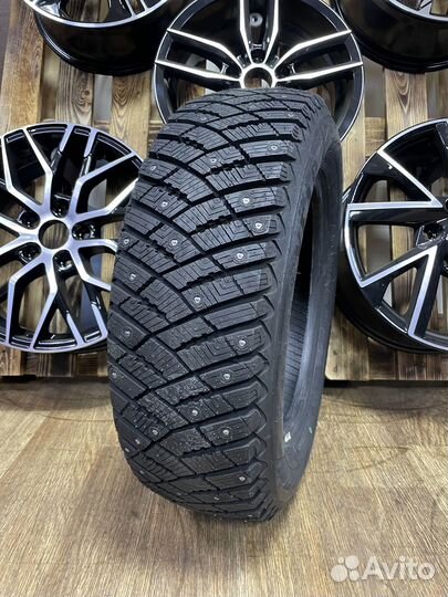 Goodyear UltraGrip Ice Arctic SUV 255/65 R17 110T