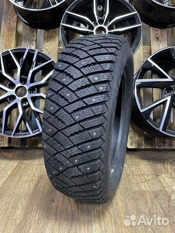 Goodyear UltraGrip Ice Arctic SUV 255/65 R17 110T